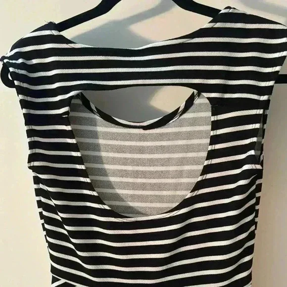 REBEL SUGAR dress - Picture 4 of 4